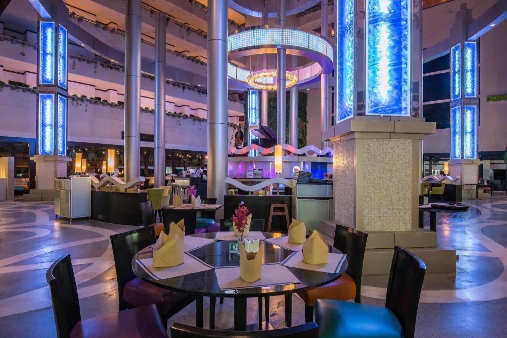 Ambassador City Jomtien Pattaya - Ocean Wing Hotell Na Chom Thian Exteriör bild