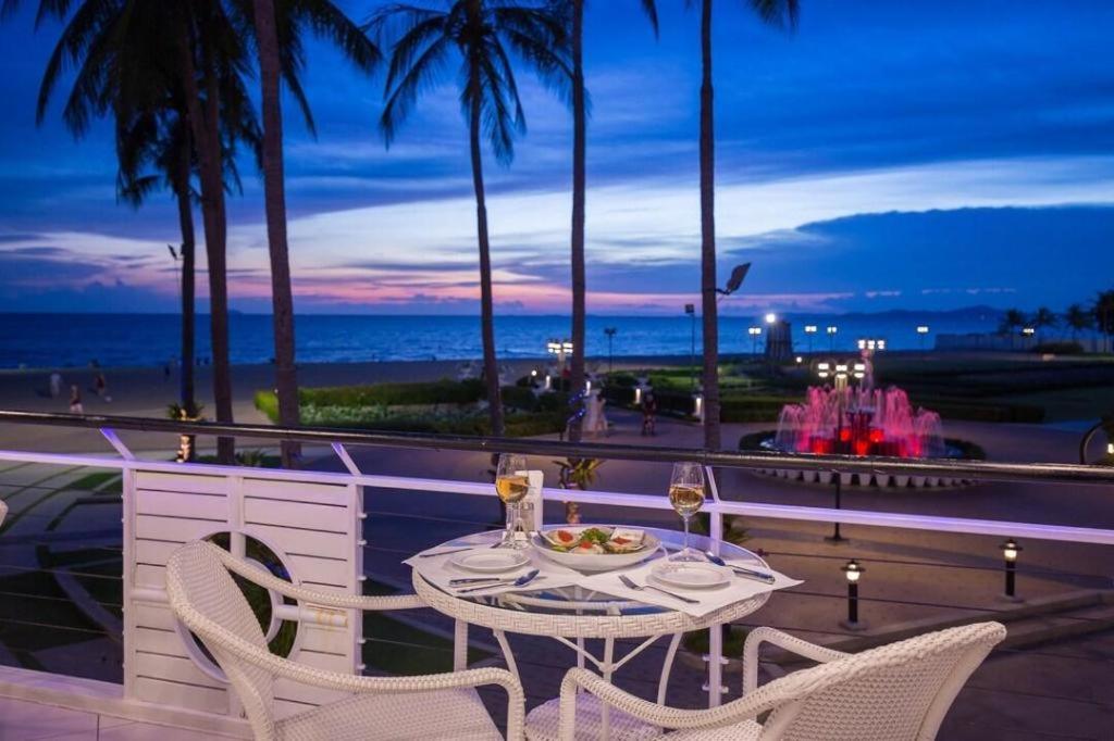 Ambassador City Jomtien Pattaya - Ocean Wing Hotell Na Chom Thian Exteriör bild