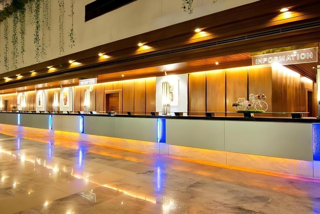 Ambassador City Jomtien Pattaya - Ocean Wing Hotell Na Chom Thian Exteriör bild