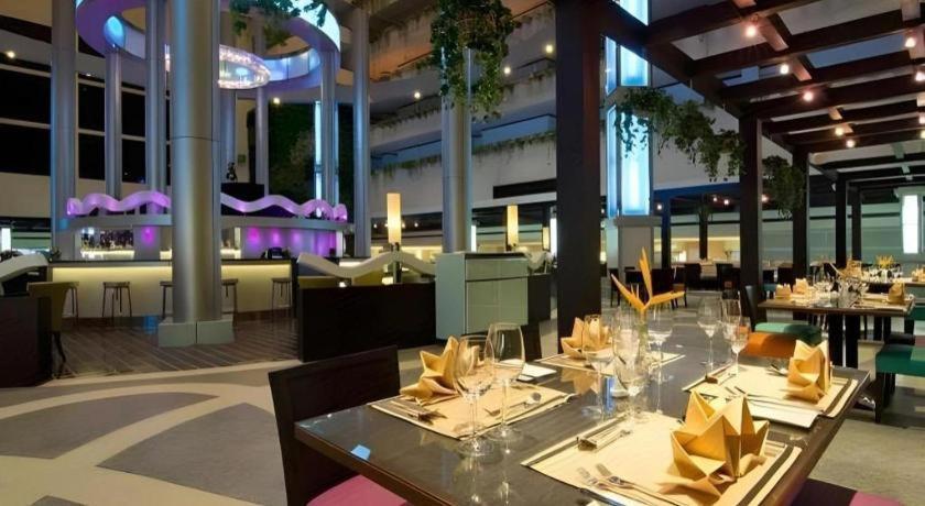 Ambassador City Jomtien Pattaya - Ocean Wing Hotell Na Chom Thian Exteriör bild